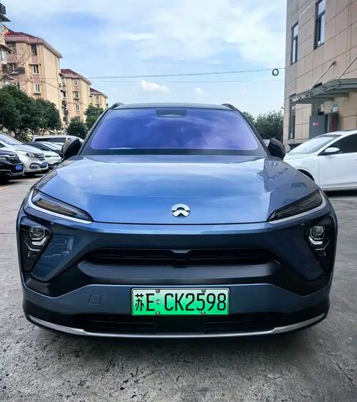 2020款蔚來(lái)ES6二手車(chē) 新勢(shì)力豪華鋒銳型格，直降價(jià)12.6萬(wàn)